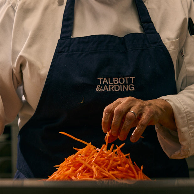 We love to cook, eat and explore the world together.